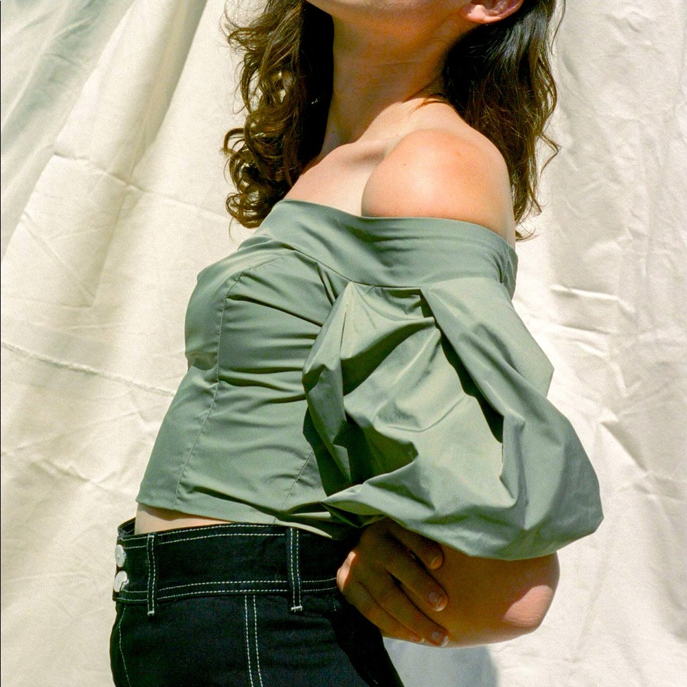 Shaina Mote top